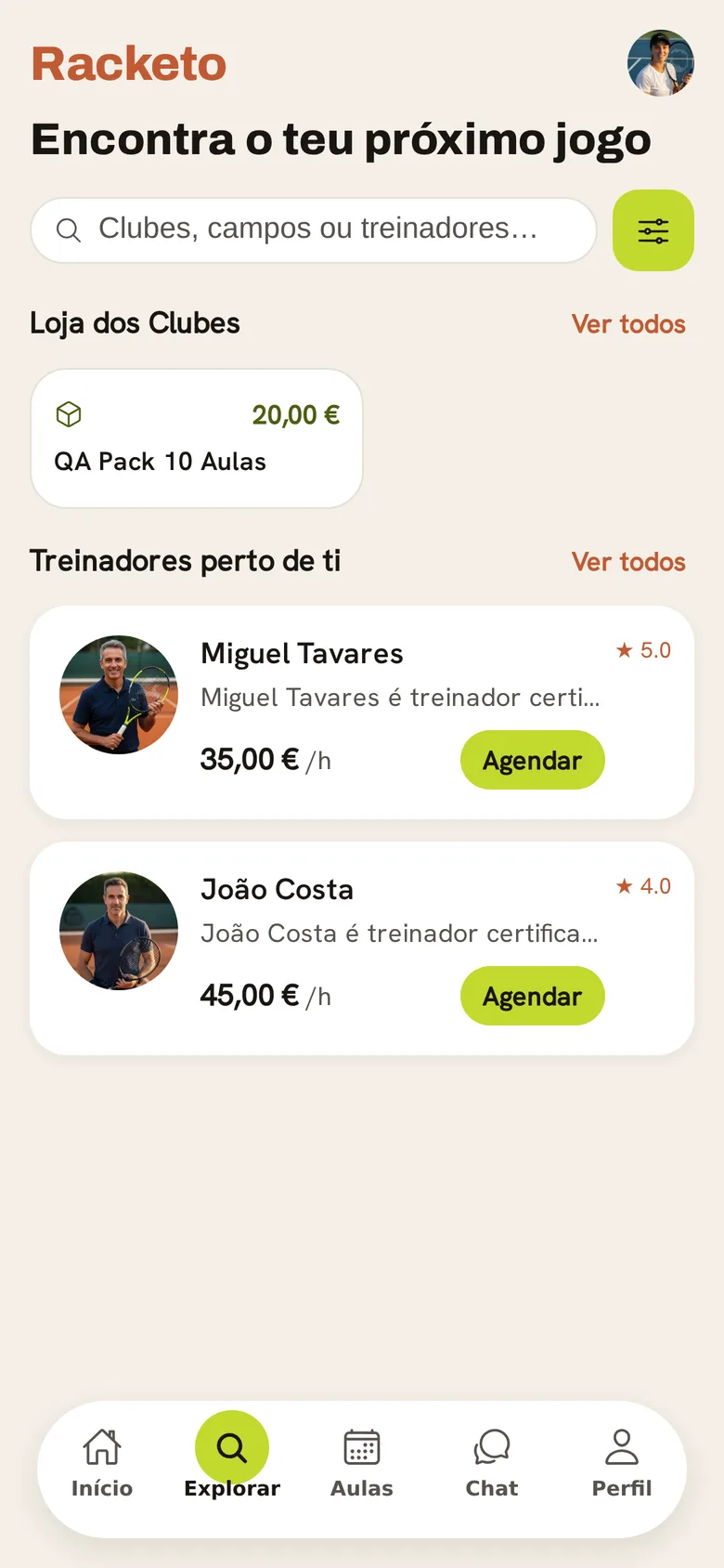 Ecrã da app Racketo: pesquisa de treinadores perto de ti